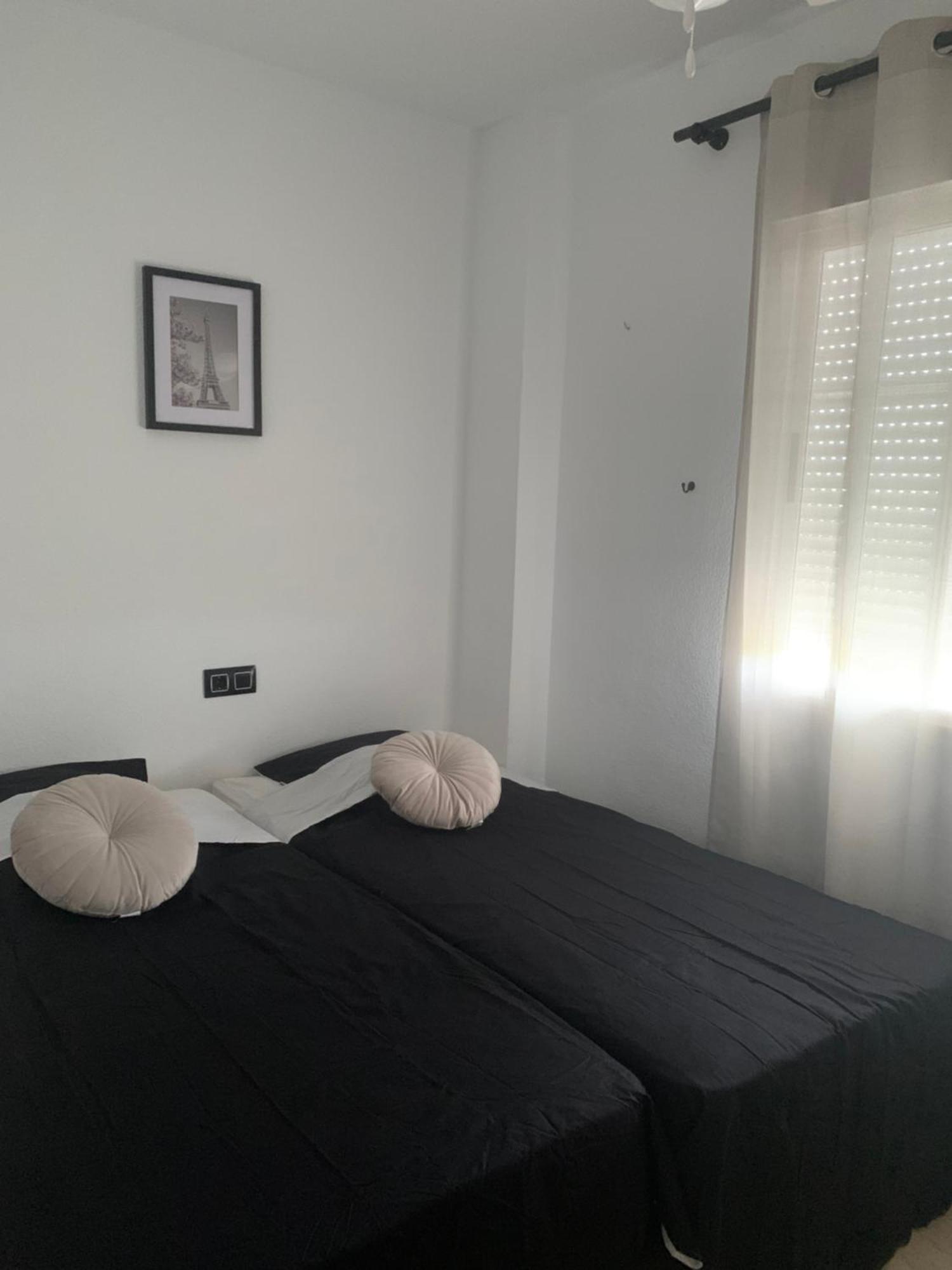 Tres Beau T4 Torrevieja Renove Et Moderne Apartment Exterior photo
